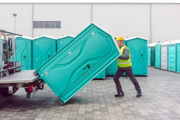 Best Portable toilet rental cost  in Carbondale, KS