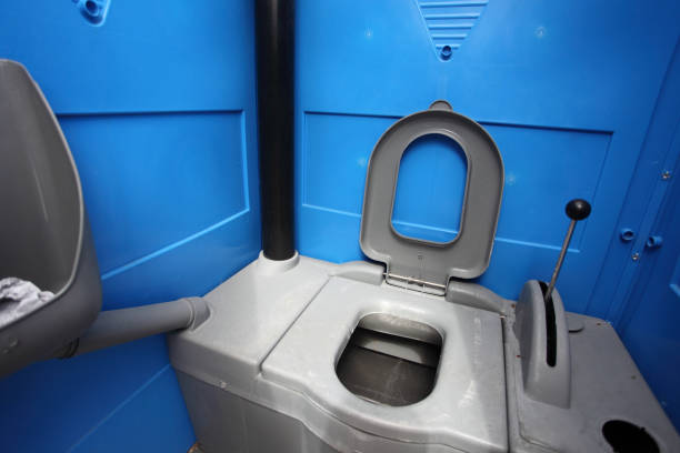 Best Emergency porta potty rental  in Carbondale, KS